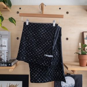 Lululemon Vinyasa Fleece Scarf